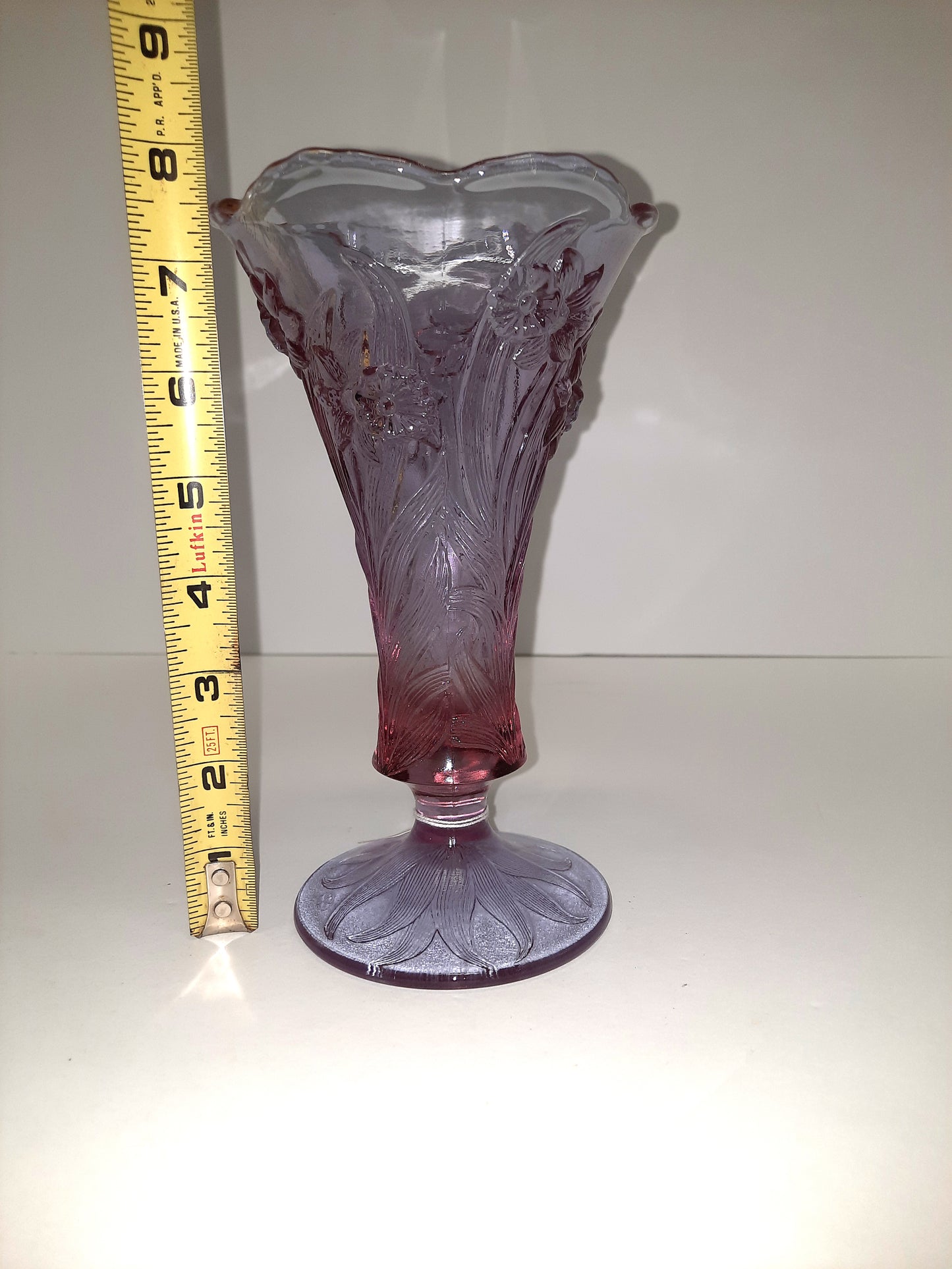 Fenton Daffodil Pink Vase