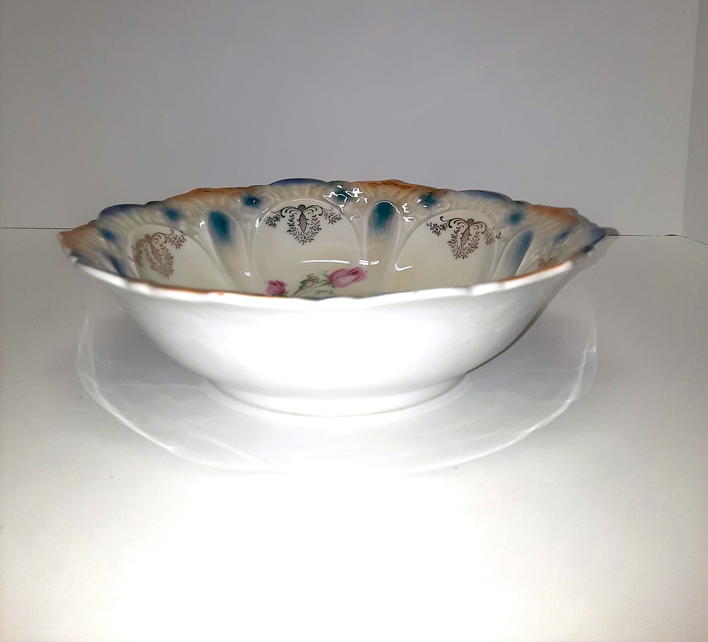 Floral Bravarian Bowl / Dish