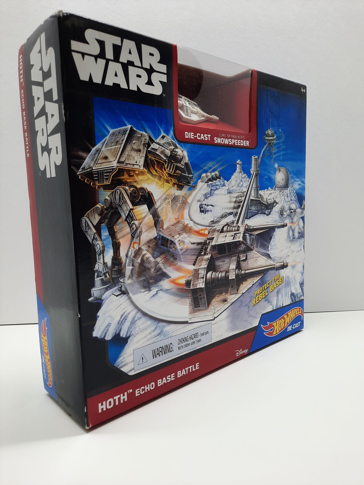 Star Wars HOTH Echo Base Battle Die-Cast Snowspeeder Set