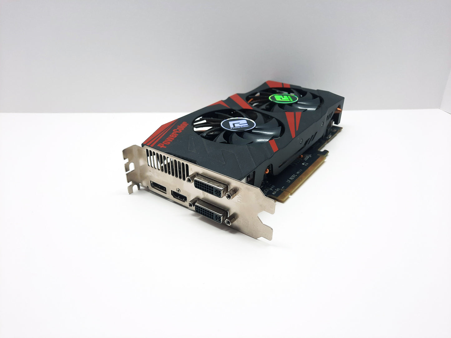 AMD Radeon PowerColor AXR9 270X 2GBD5-TDHE/OC Graphics Card