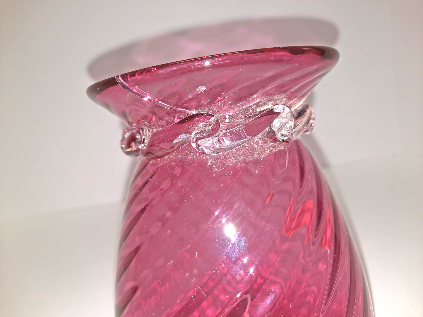 'Pilgrim Cranberry Glass' Fenton Swirl Vase