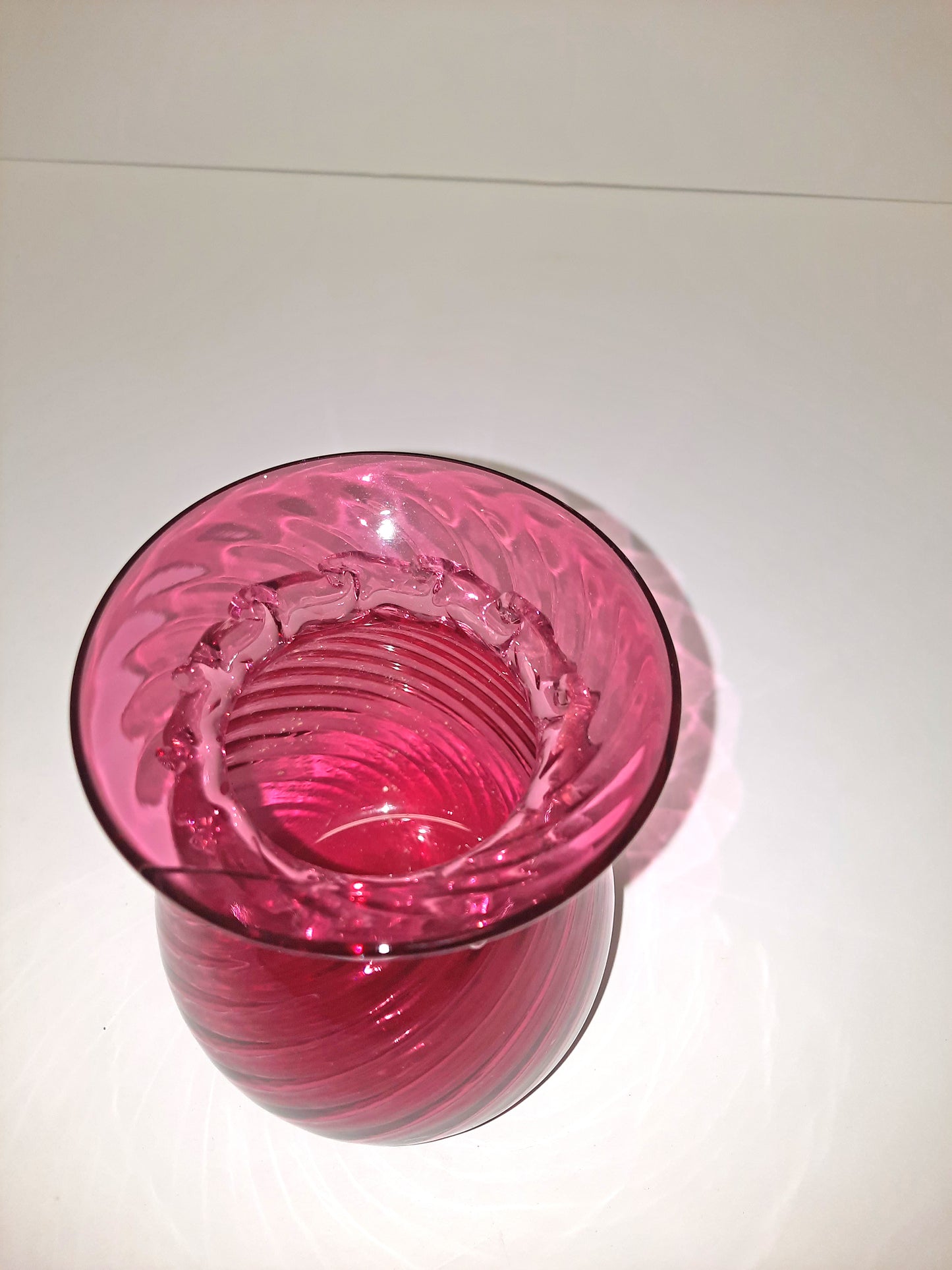 'Pilgrim Cranberry Glass' Fenton Swirl Vase