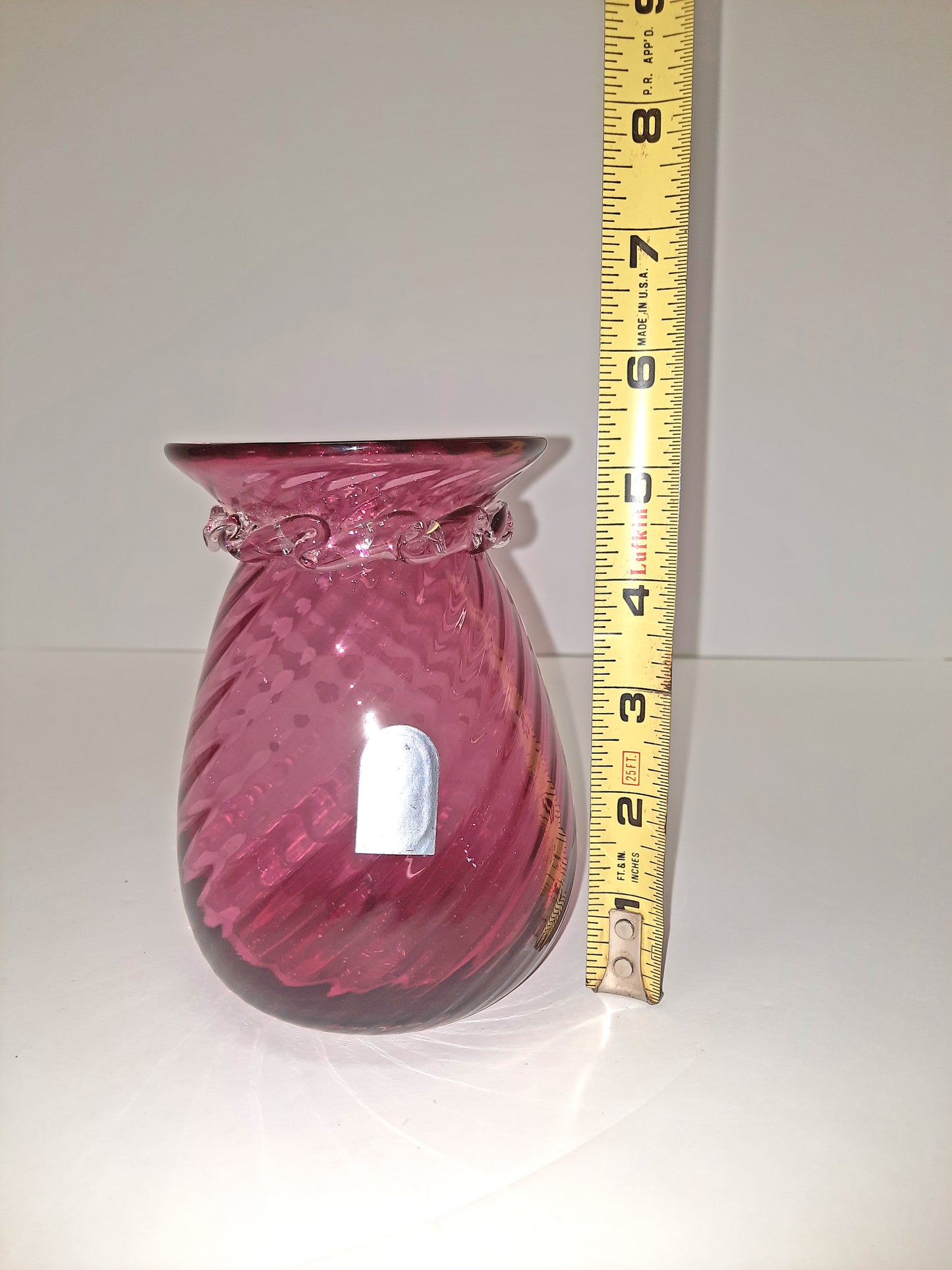 'Pilgrim Cranberry Glass' Fenton Swirl Vase